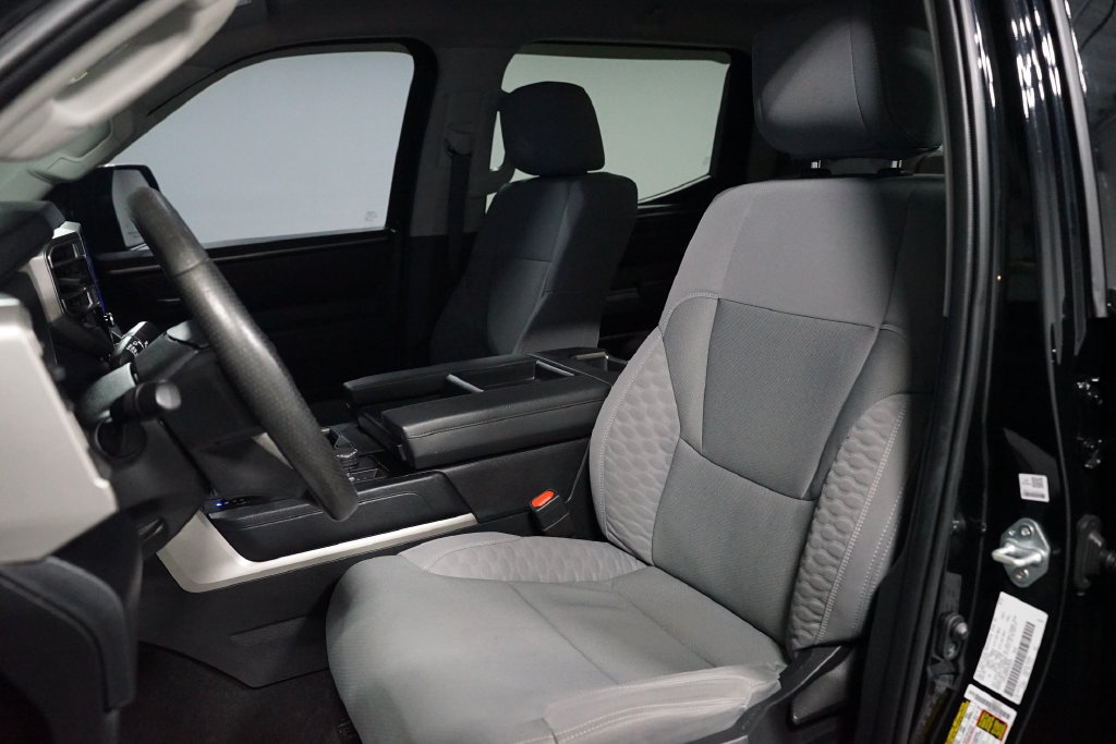 Used 2022 Toyota Tundra SR5 AWD/4WD image 27