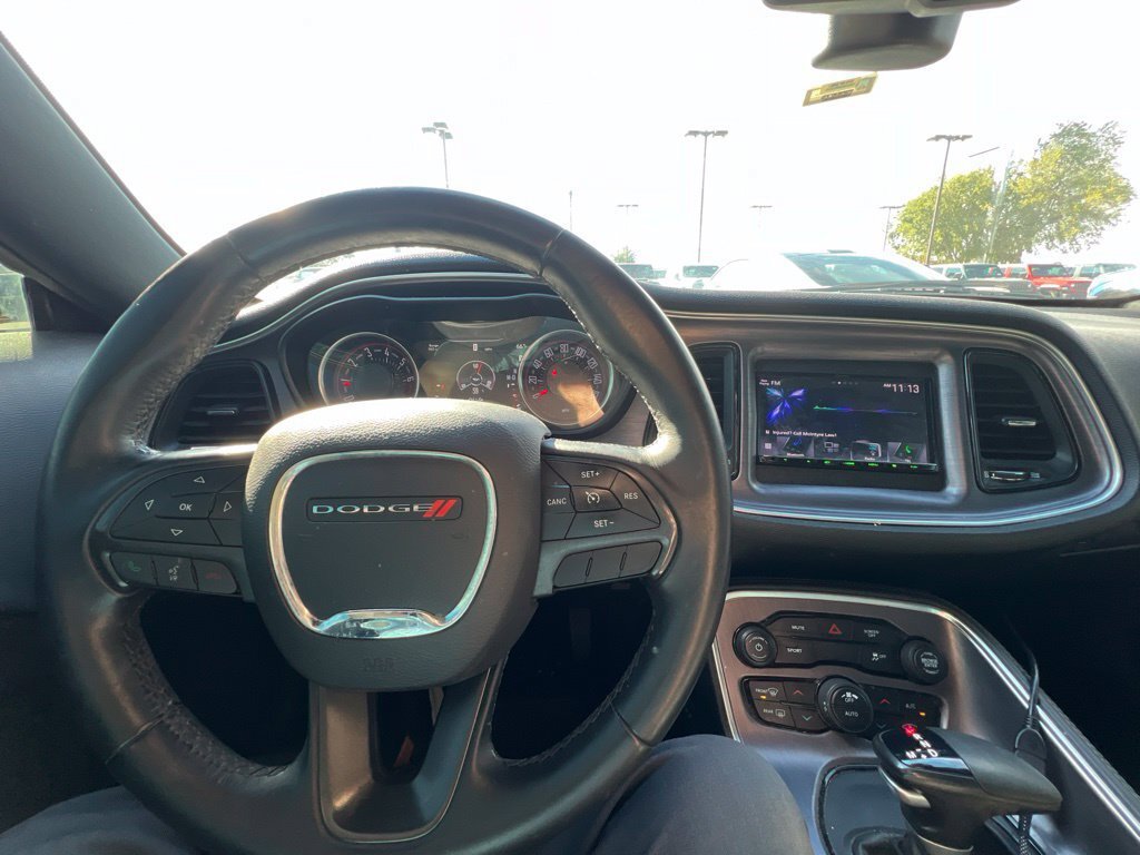 Used 2017 Dodge Challenger SXT RWD image 10