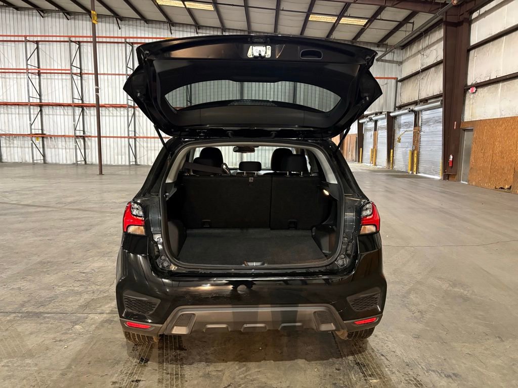 Used 2025 Mitsubishi Outlander Sport ES image 14