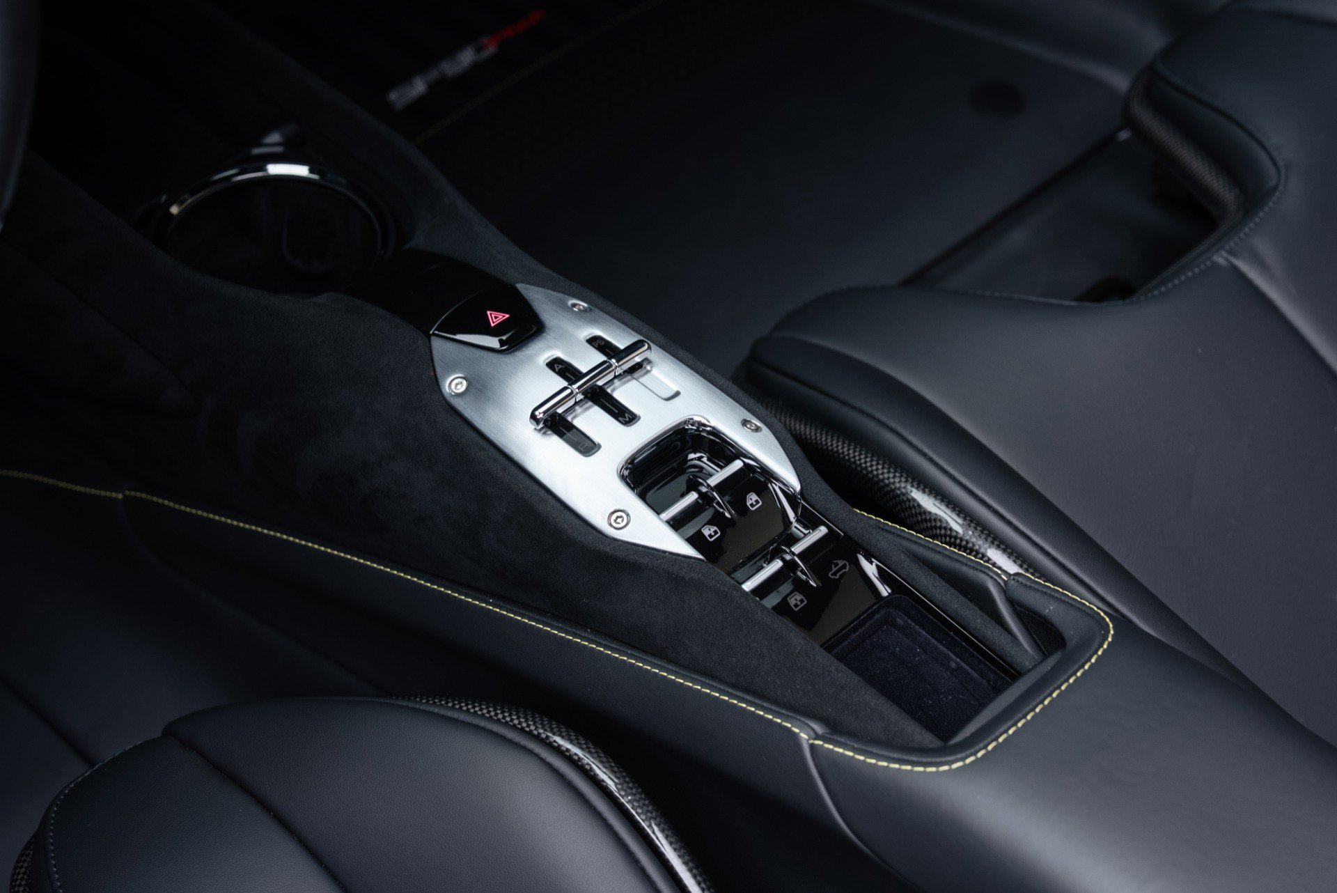 Used 2023 Ferrari SF90 Spider AWD/4WD image 28