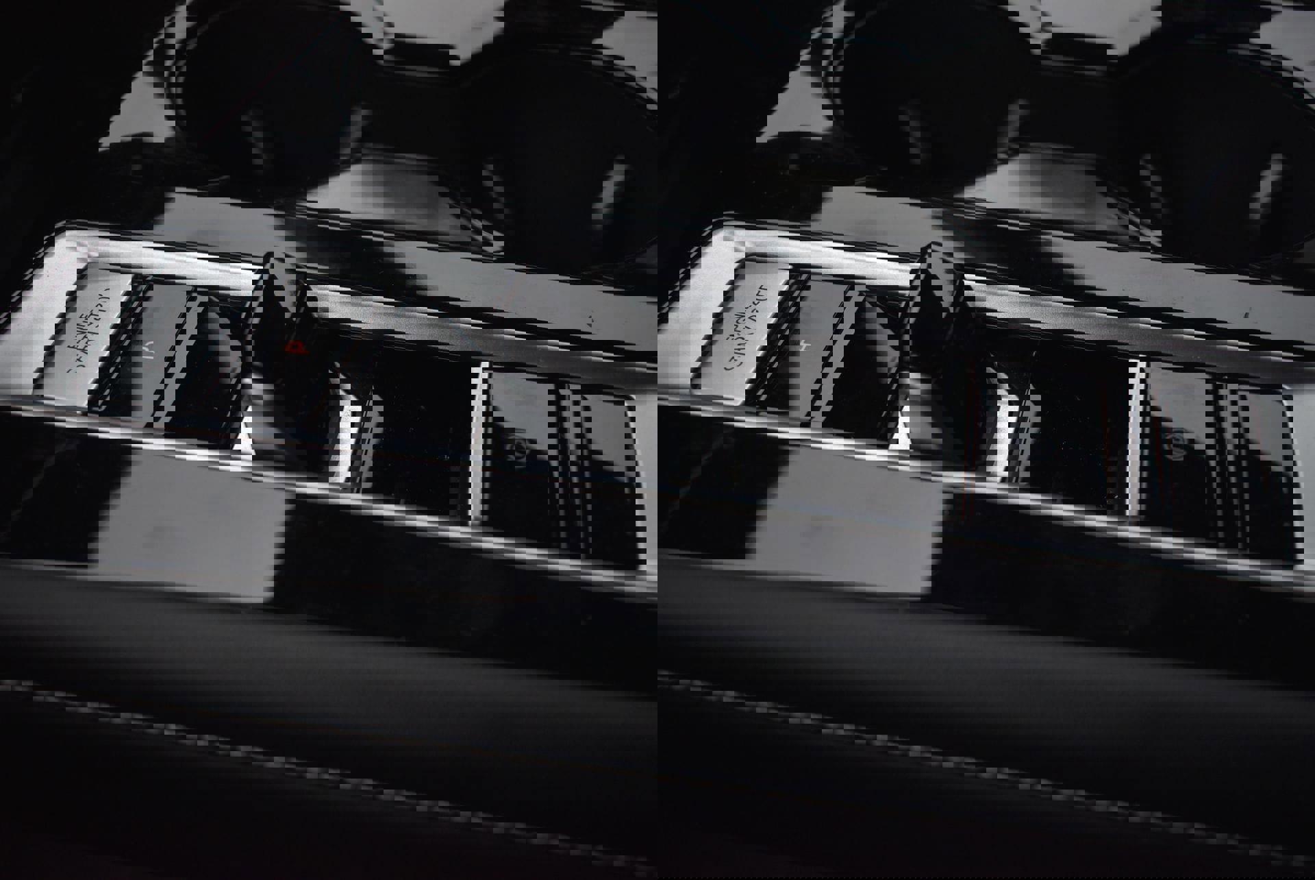 Used 2024 Volkswagen Atlas Cross Sport SE image 28