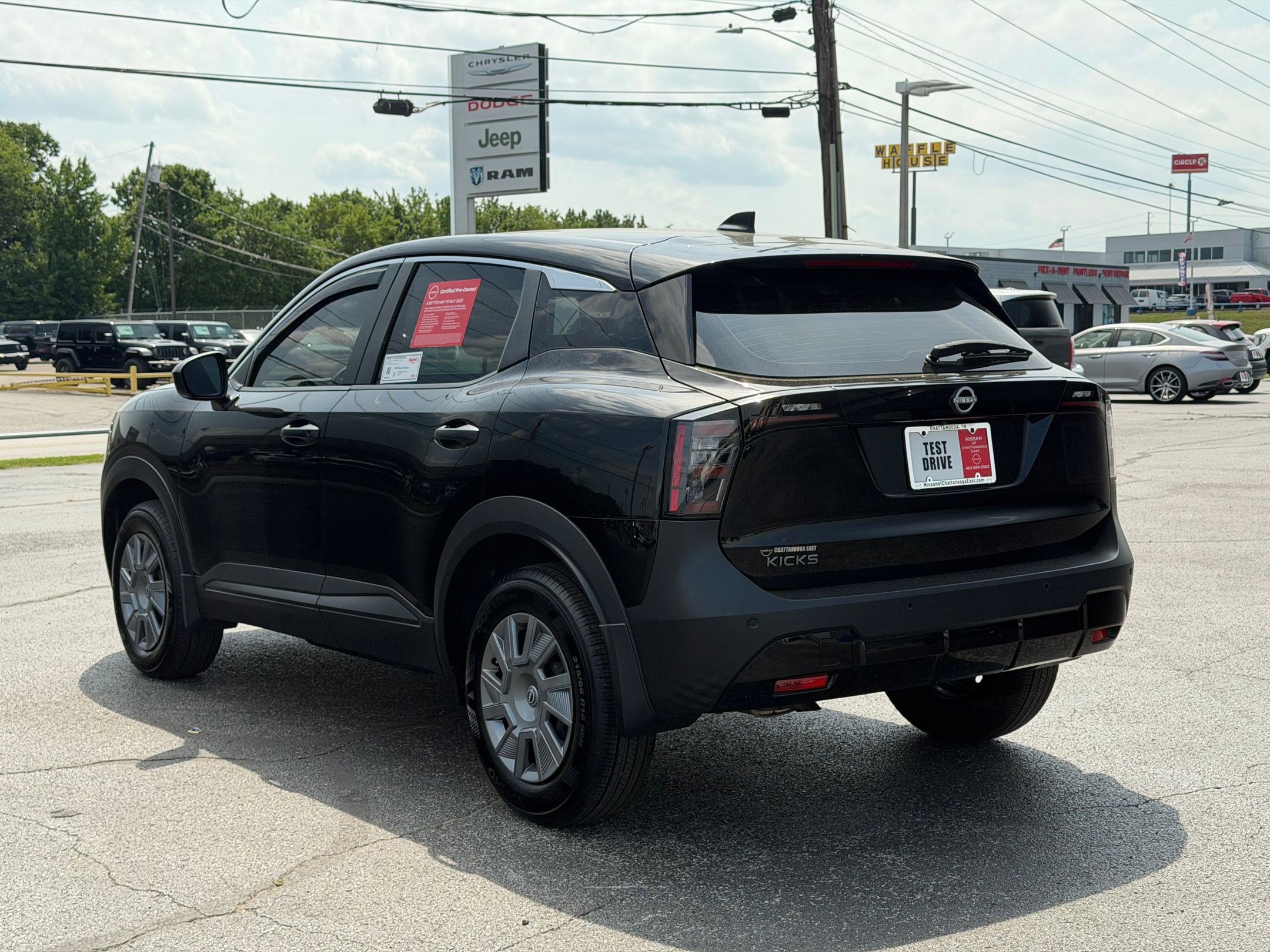Certified 2025 Nissan Kicks S image 3