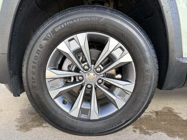 Used 2025 Chevrolet Equinox LT w/ Safety and Technology Package FWD image 19