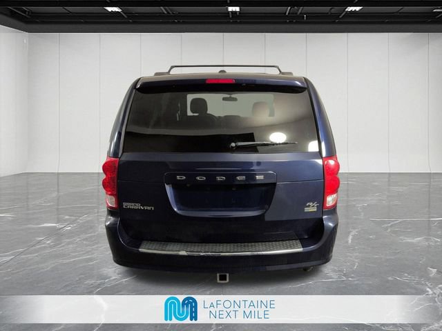 Used 2014 Dodge Grand Caravan R/T image 4