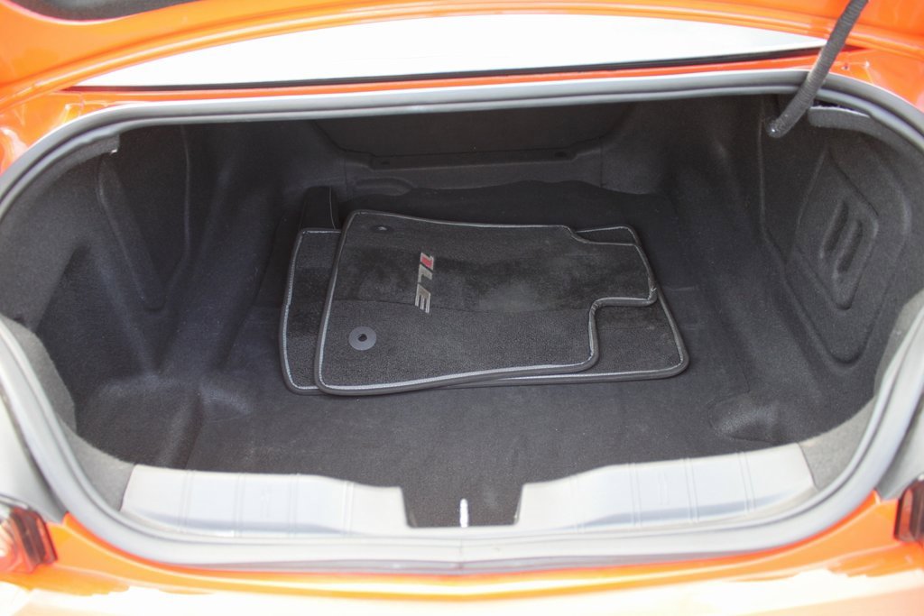 Used 2020 Chevrolet Camaro SS image 9