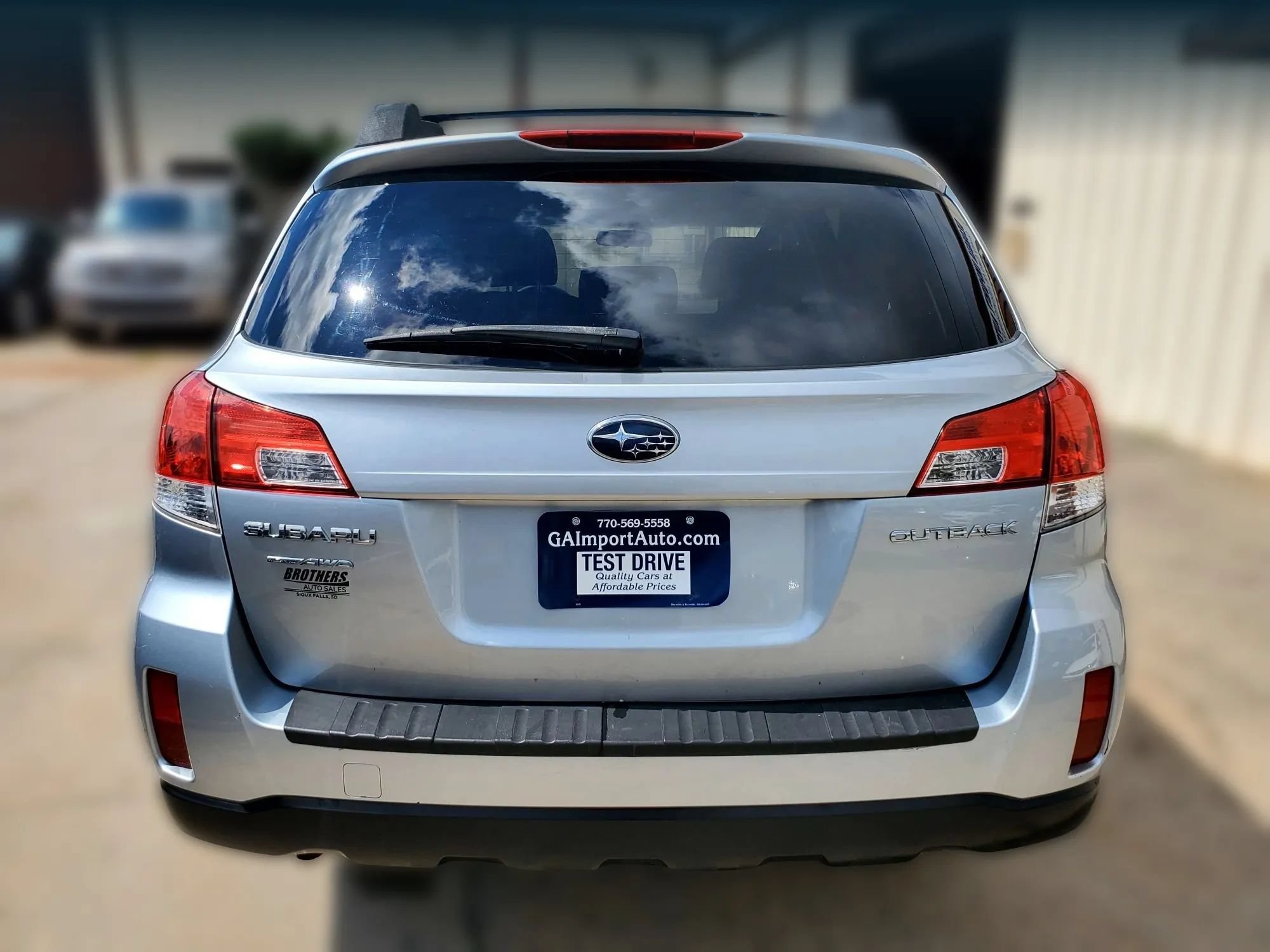 Used 2013 Subaru Outback 2.5i Premium w/ All-Weather Pkg AWD/4WD image 14