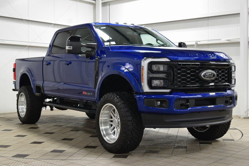 Used 2026 Ford F250 Lariat w/ Black Appearance Package