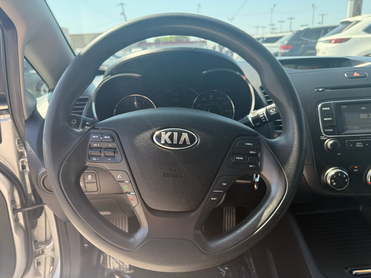 Used 2016 Kia Forte LX w/ LX Popular Plus Package image 13