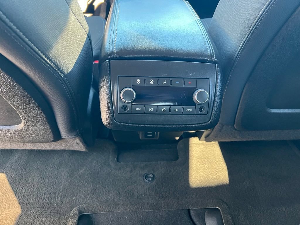 Used 2014 Chevrolet Traverse LT AWD/4WD image 26