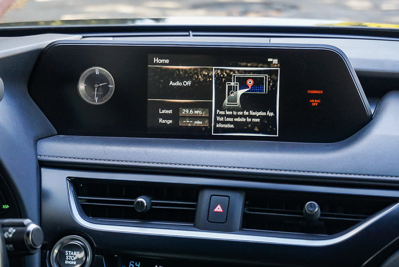 Used 2022 Lexus UX 200 w/ Accessory Package (Z1) image 15