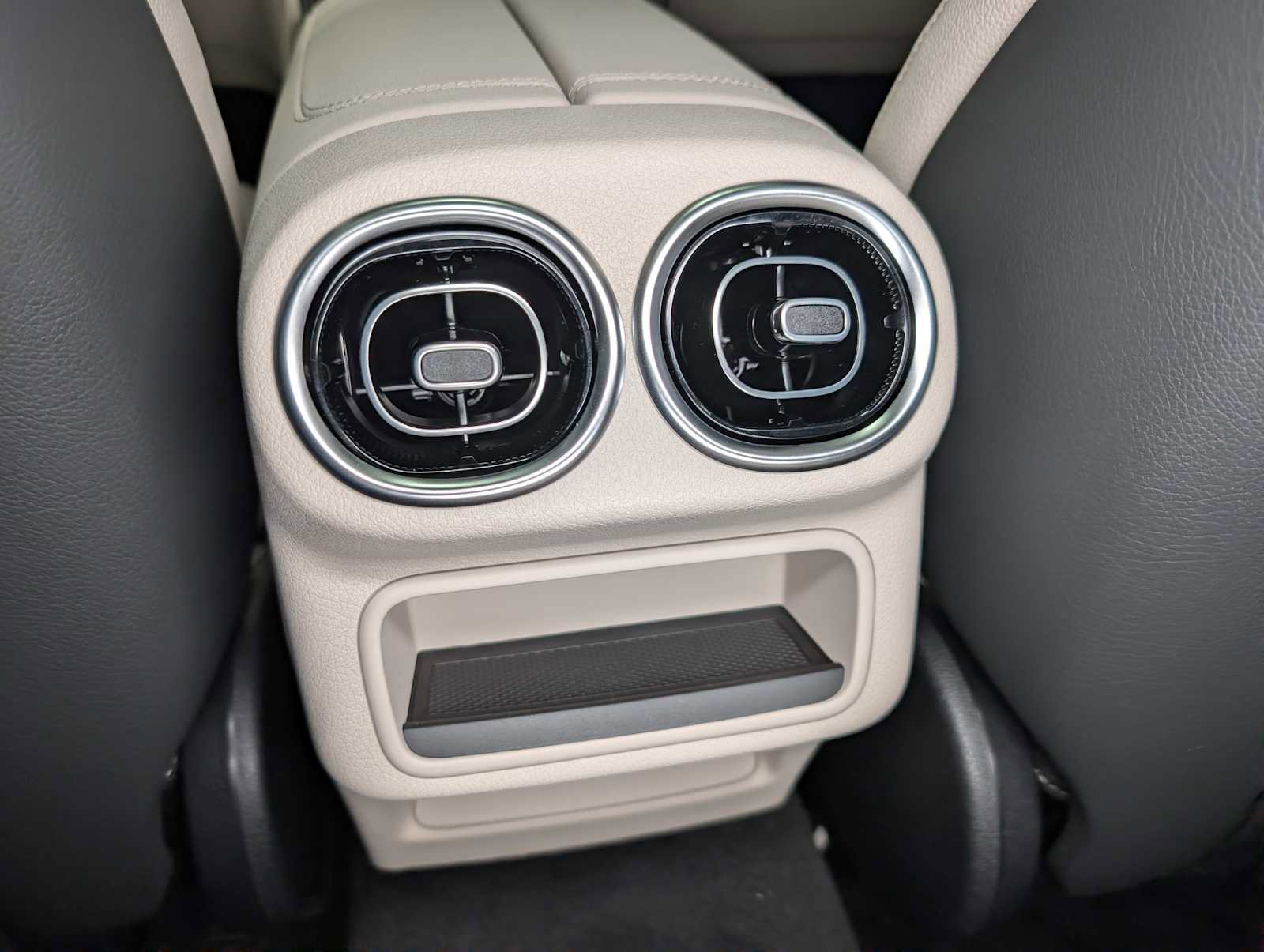 New 2026 Mercedes-Benz GLC 300 4MATIC image 17