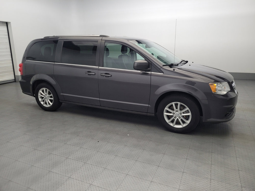 Used 2018 Dodge Grand Caravan SXT image 11