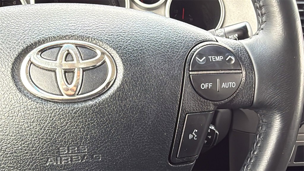 Used 2013 Toyota Sequoia Limited image 23