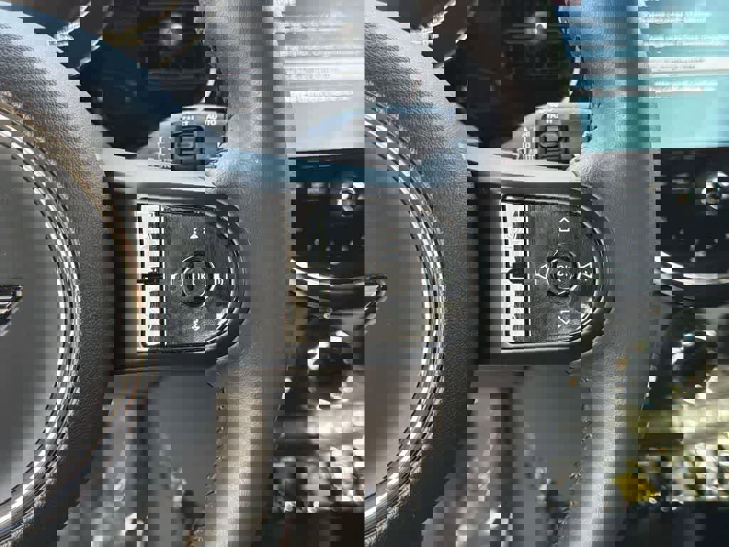 Used 2023 MINI Cooper SE image 14