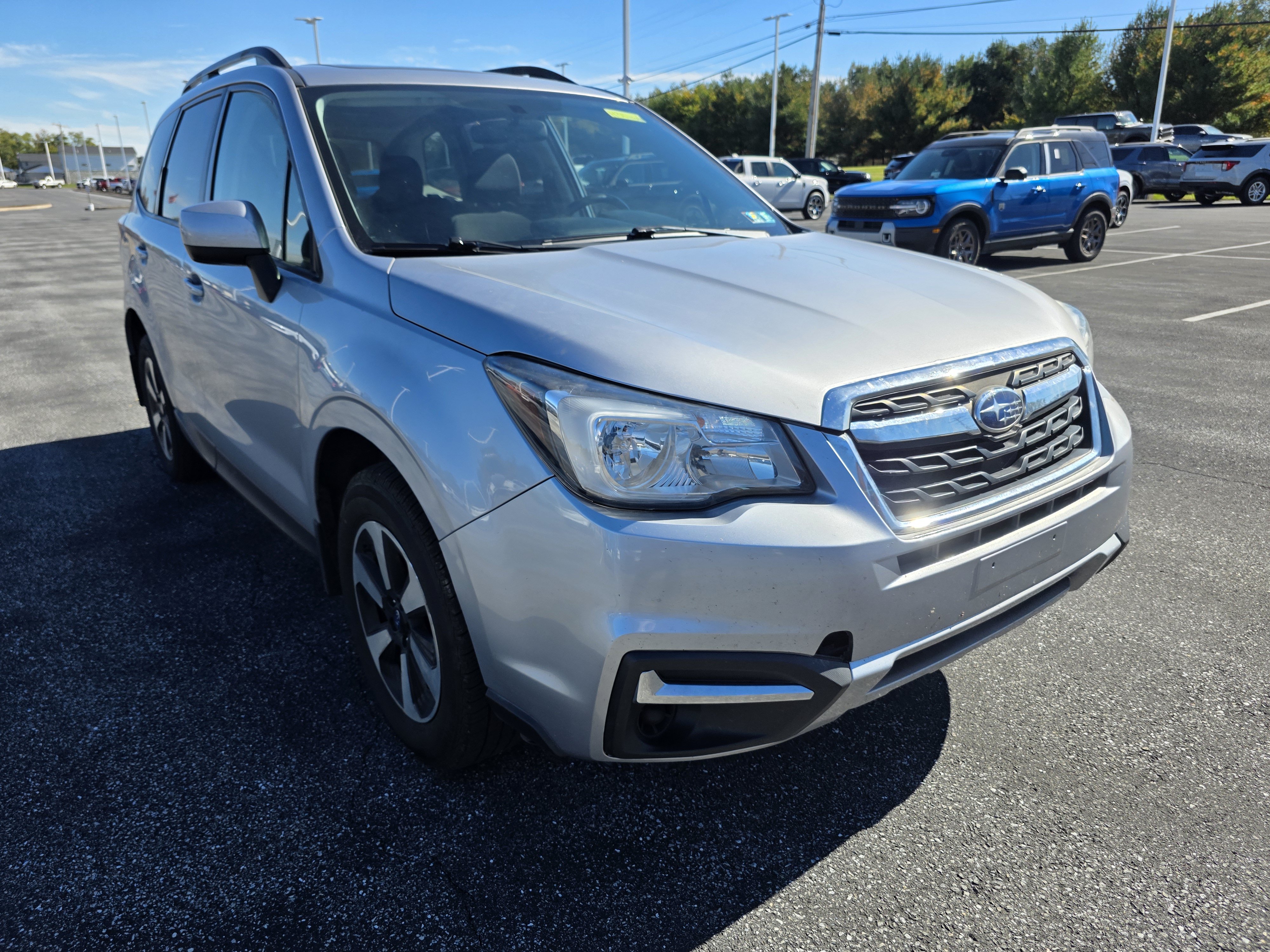 Used 2017 Subaru Forester 2.5i Premium w/ All-Weather Package AWD/4WD image 5