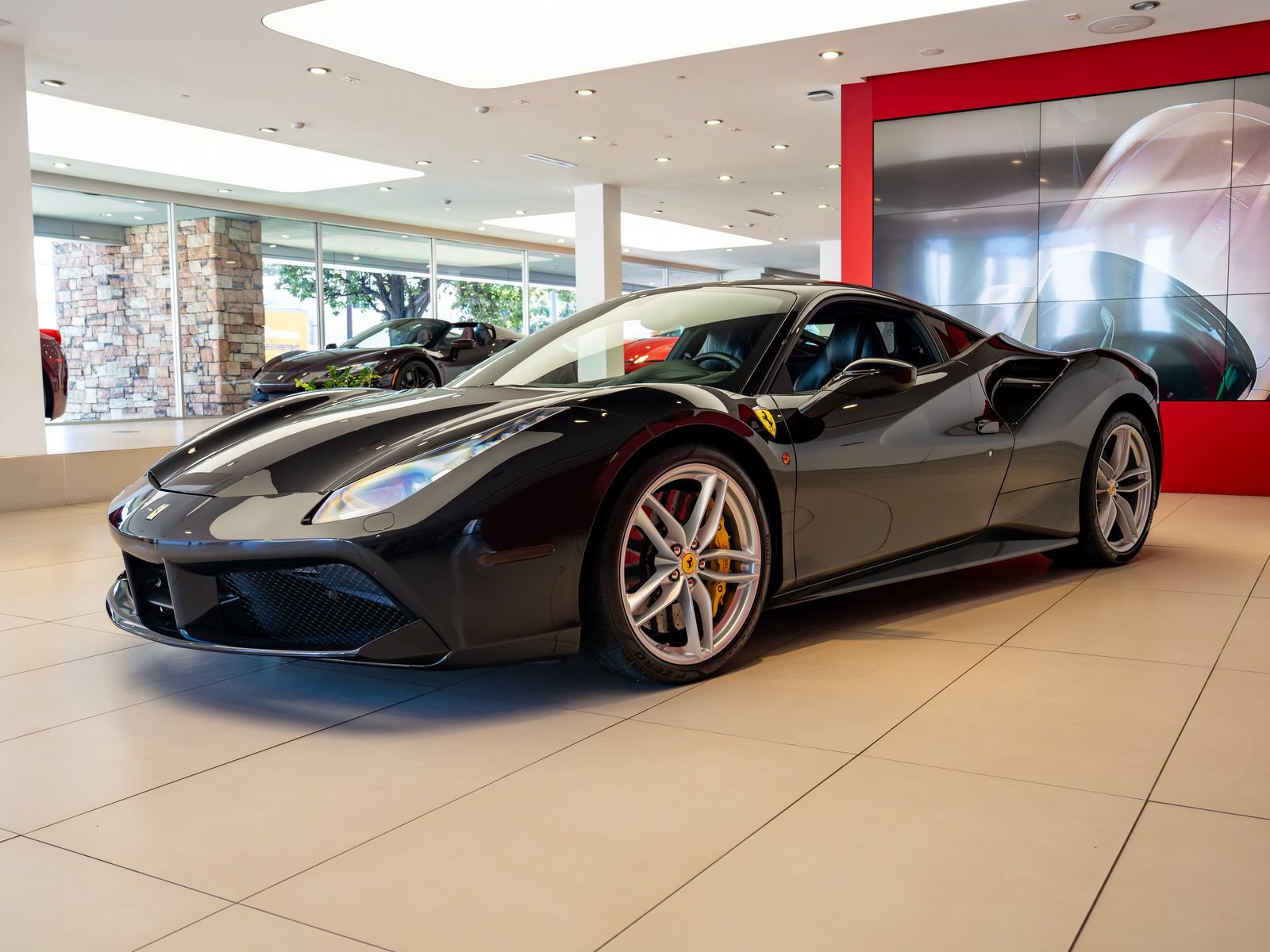 Certified 2016 Ferrari 488 GTB RWD image 4