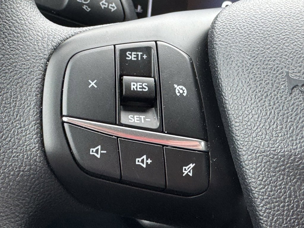 New 2025 Ford Maverick XL image 32
