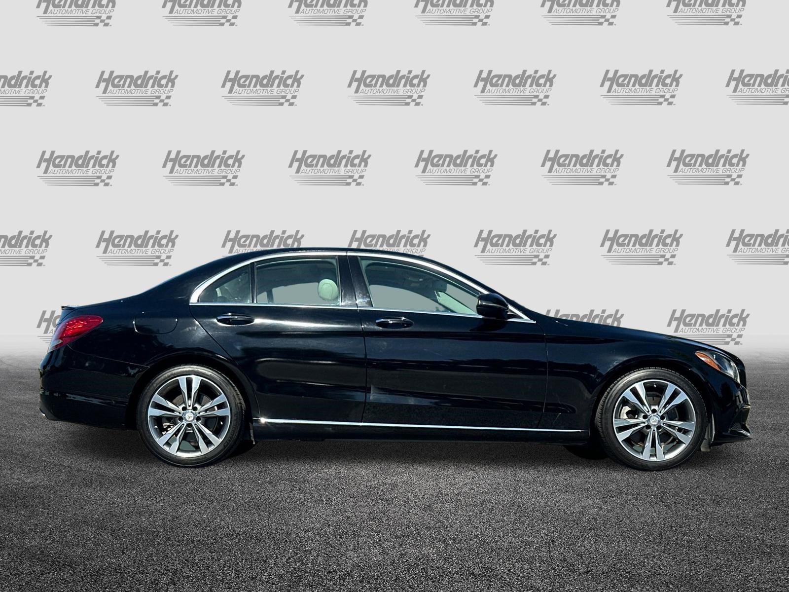 Used 2016 Mercedes-Benz C 300 Sedan image 3