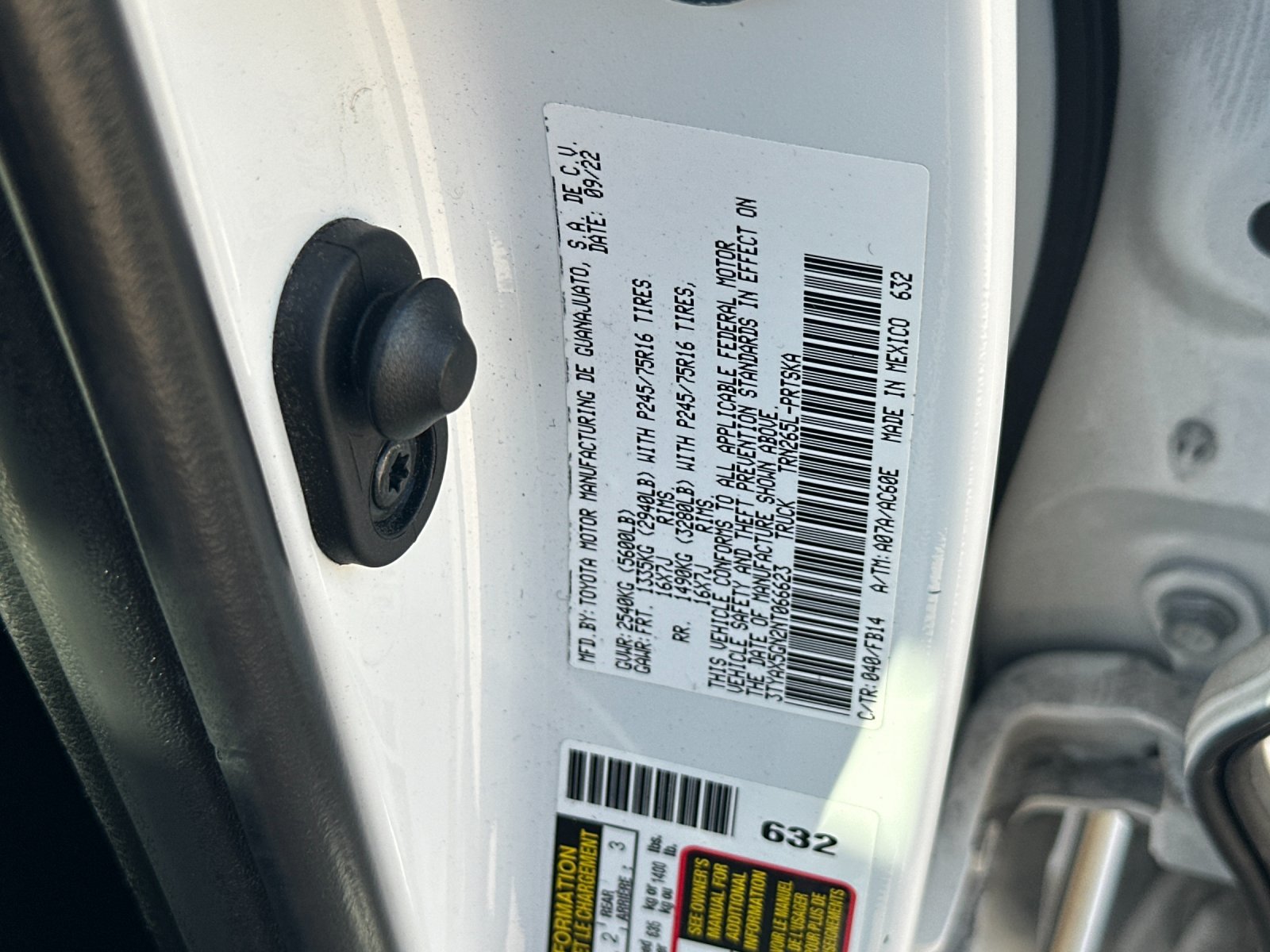 Used 2022 Toyota Tacoma SR w/ SR Convenience Package RWD image 43