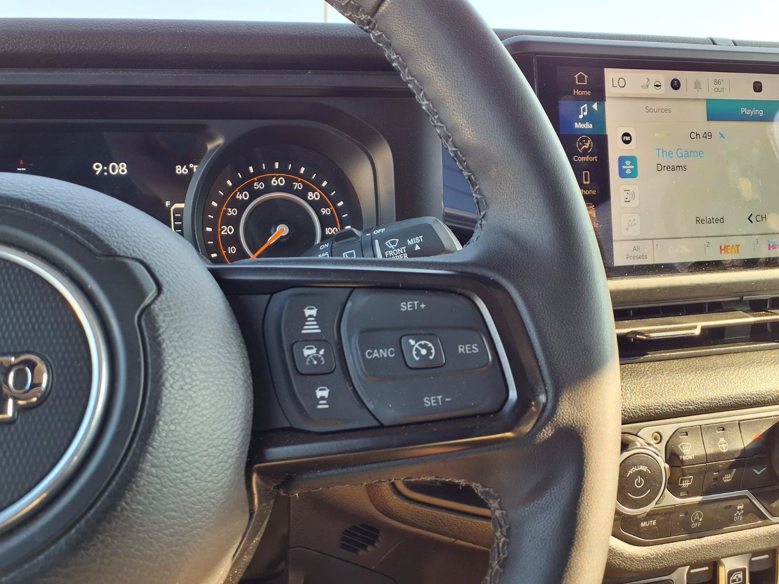 Used 2025 Jeep Wrangler Unlimited Sport AWD/4WD image 9