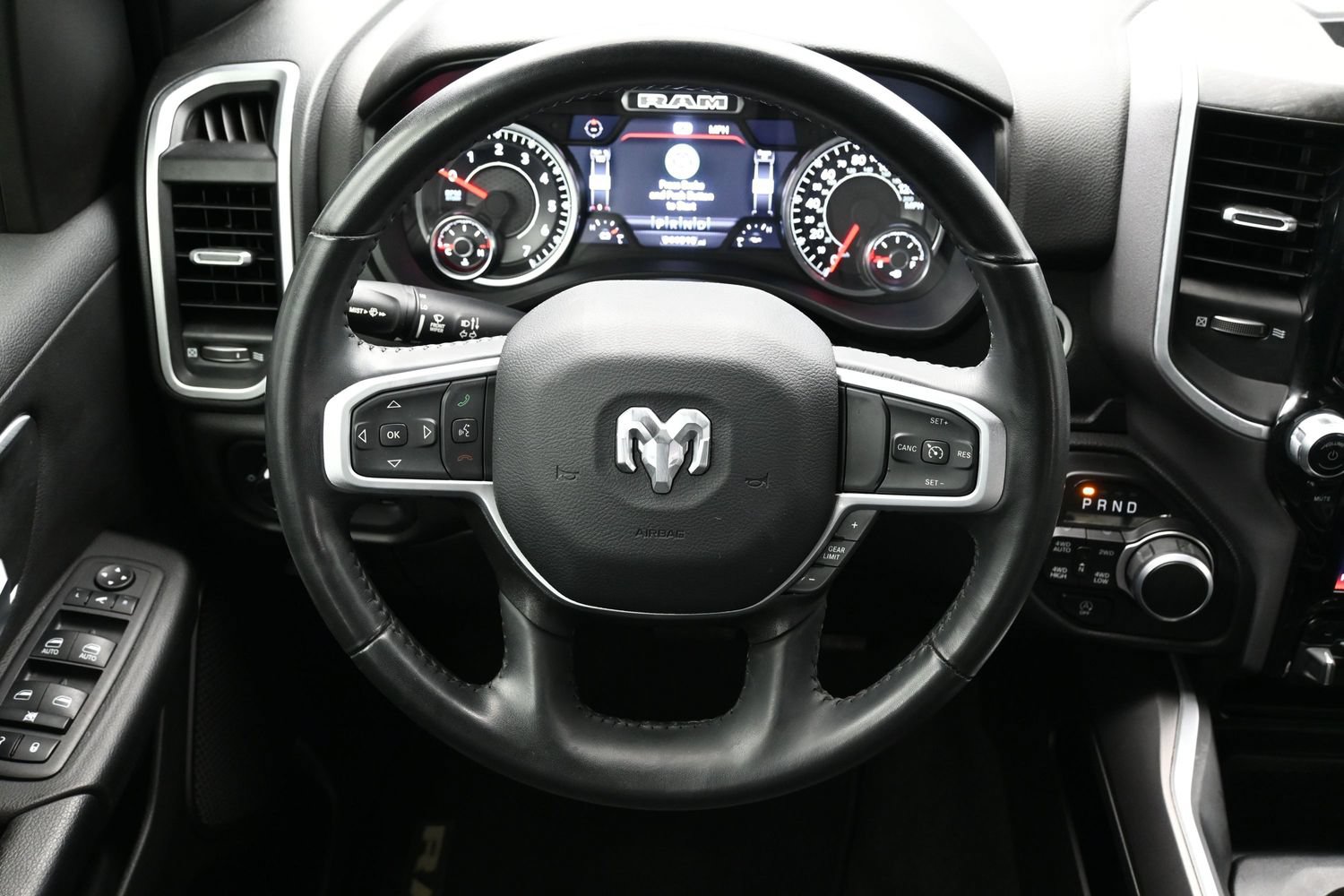 Used 2023 RAM 1500 Big Horn AWD/4WD image 15
