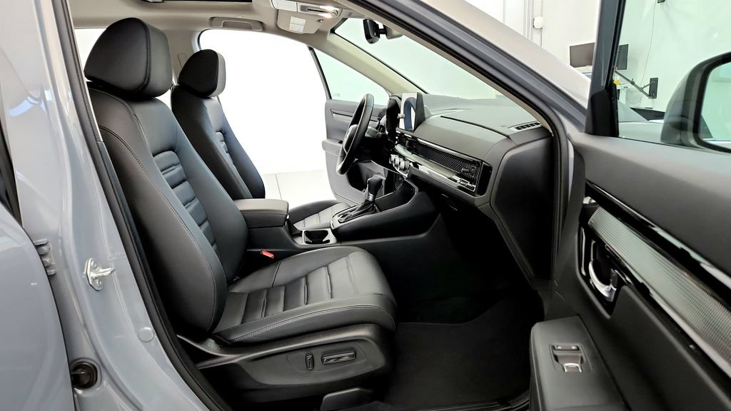 Used 2026 Honda CR-V EX-L image 17