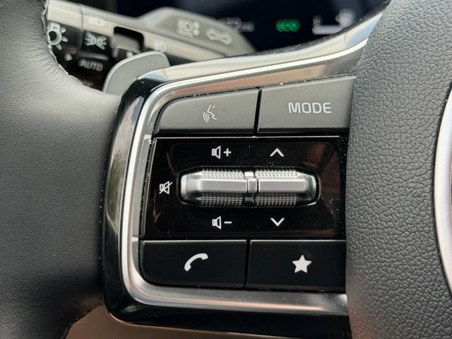 Used 2024 Kia Sorento SX Prestige image 20