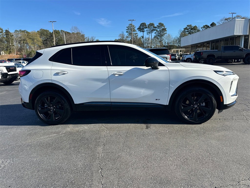 Used 2025 Buick Envision Sport Touring image 5