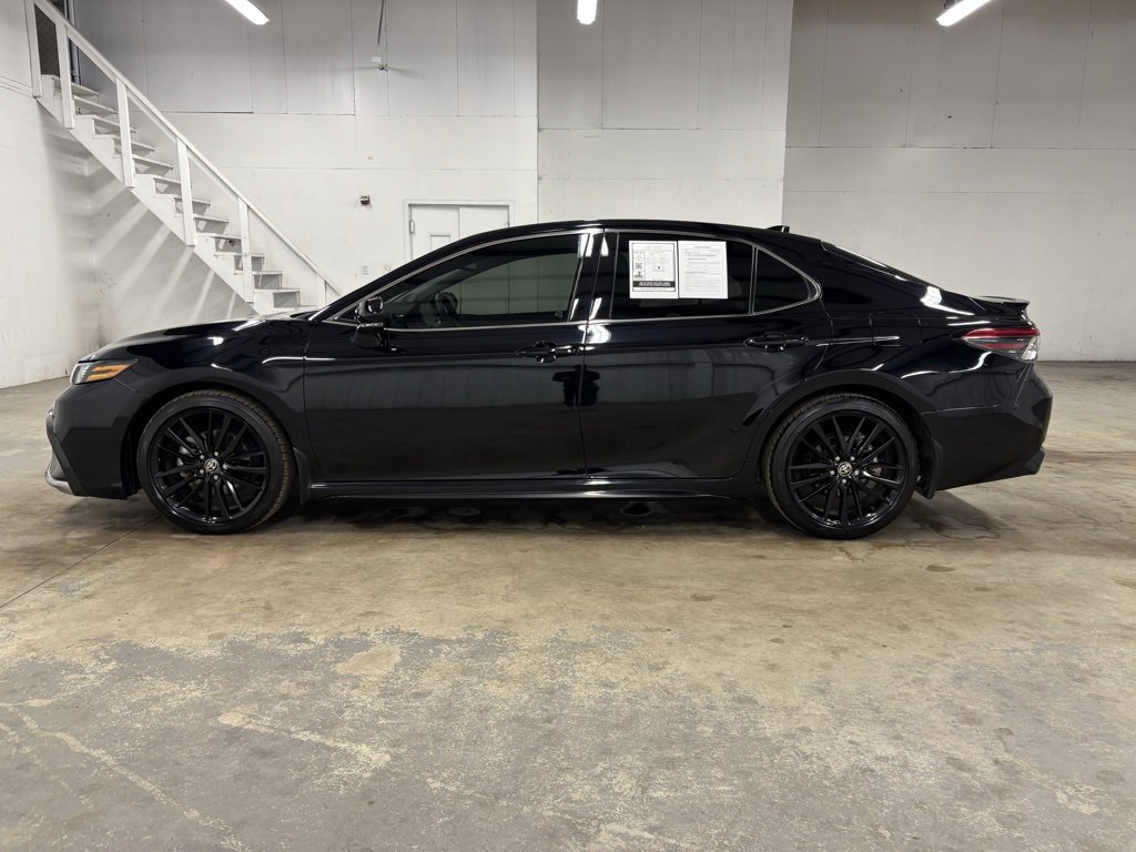 Used 2024 Toyota Camry XSE w/ Navigation Package image 5