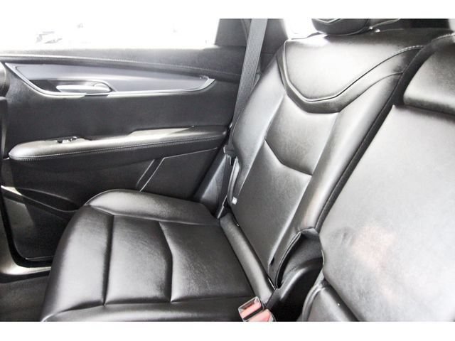 Used 2025 Cadillac XT5 Luxury FWD image 11