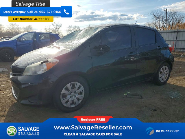 Used 2013 Toyota Yaris LE image 1