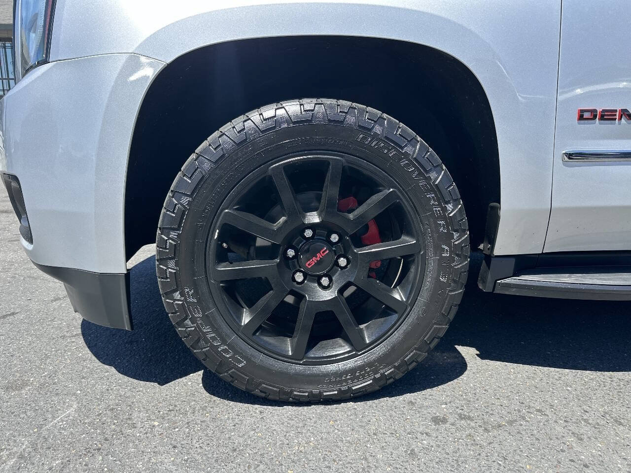 Used 2019 GMC Yukon XL Denali RWD image 7