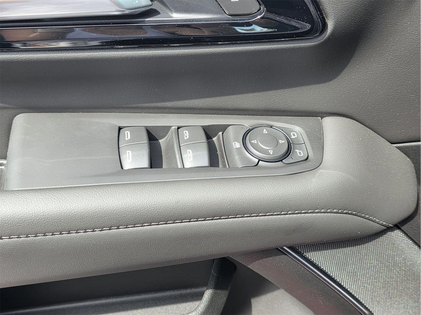 New 2026 Chevrolet Suburban LS RWD image 18