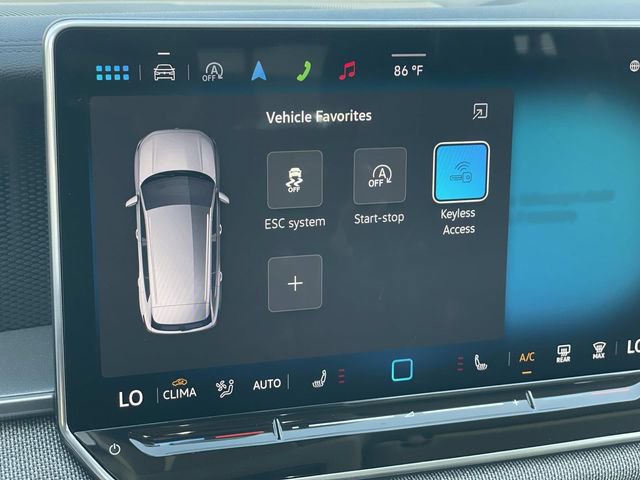 Used 2025 Volkswagen Tiguan S image 14