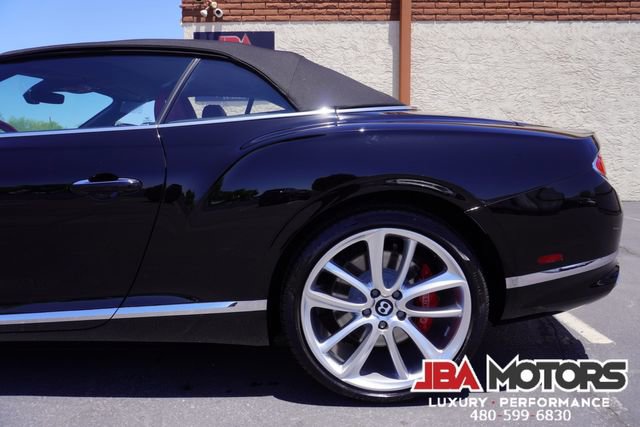 Used 2022 Bentley Continental GT image 26