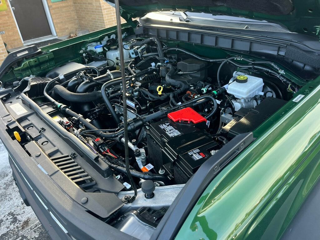 Used 2024 Ford Bronco Black Diamond image 25