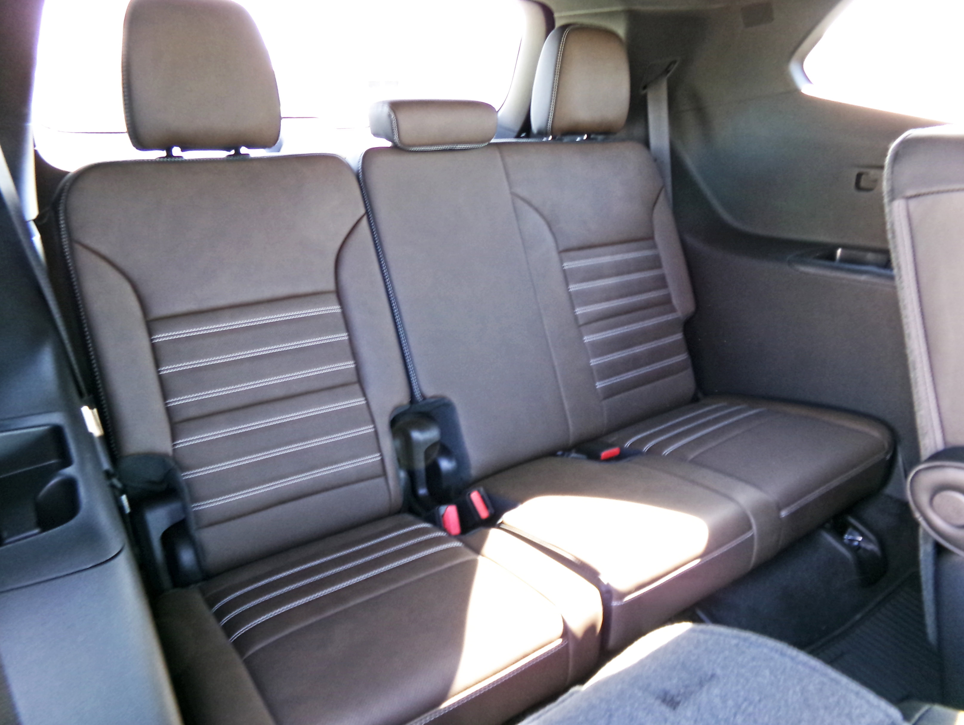 New 2026 GMC Acadia Denali Ultimate w/ LPO, Floor Liner Package image 13