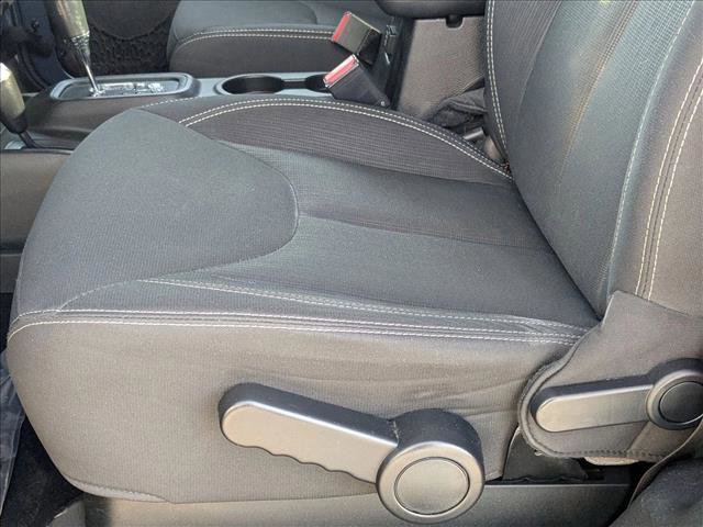 Used 2017 Jeep Wrangler Sahara w/ Connectivity Group image 13