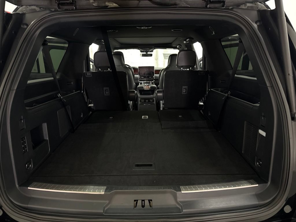 Used 2022 Lincoln Navigator L Reserve AWD/4WD image 40