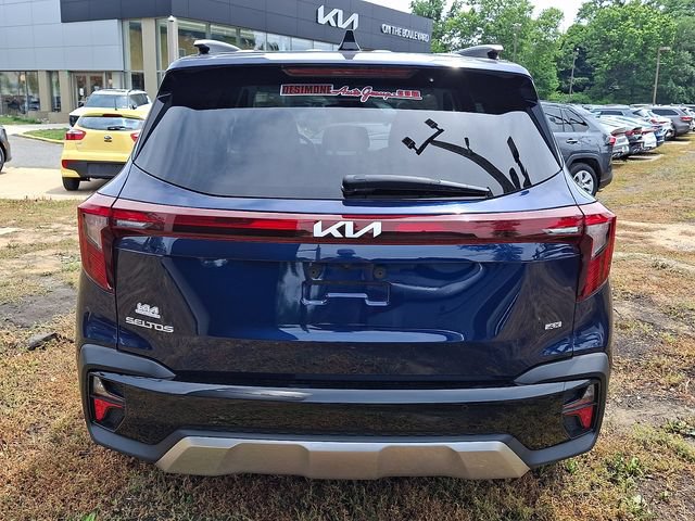 Certified 2025 Kia Seltos EX AWD/4WD image 5
