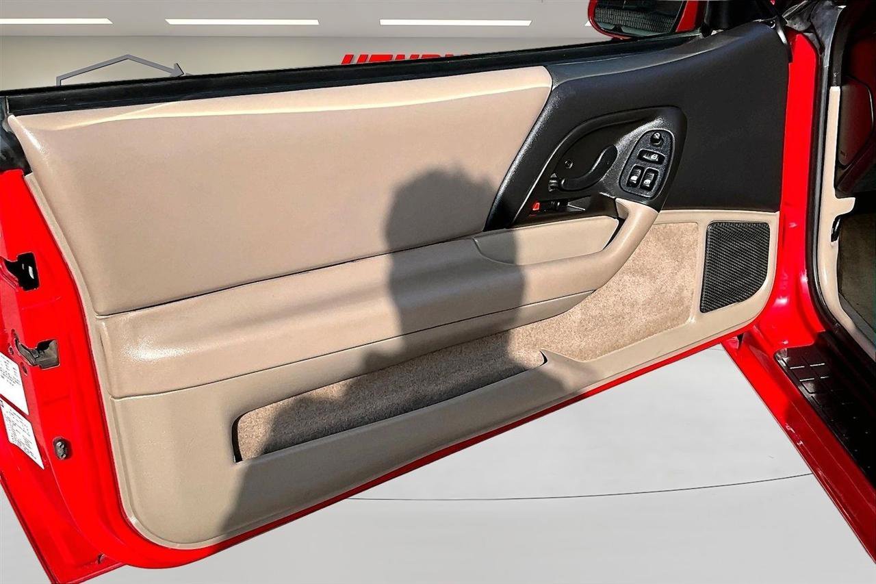 Used 2001 Chevrolet Camaro Z28 w/ SS Performance/Appearance Pkg RWD image 19