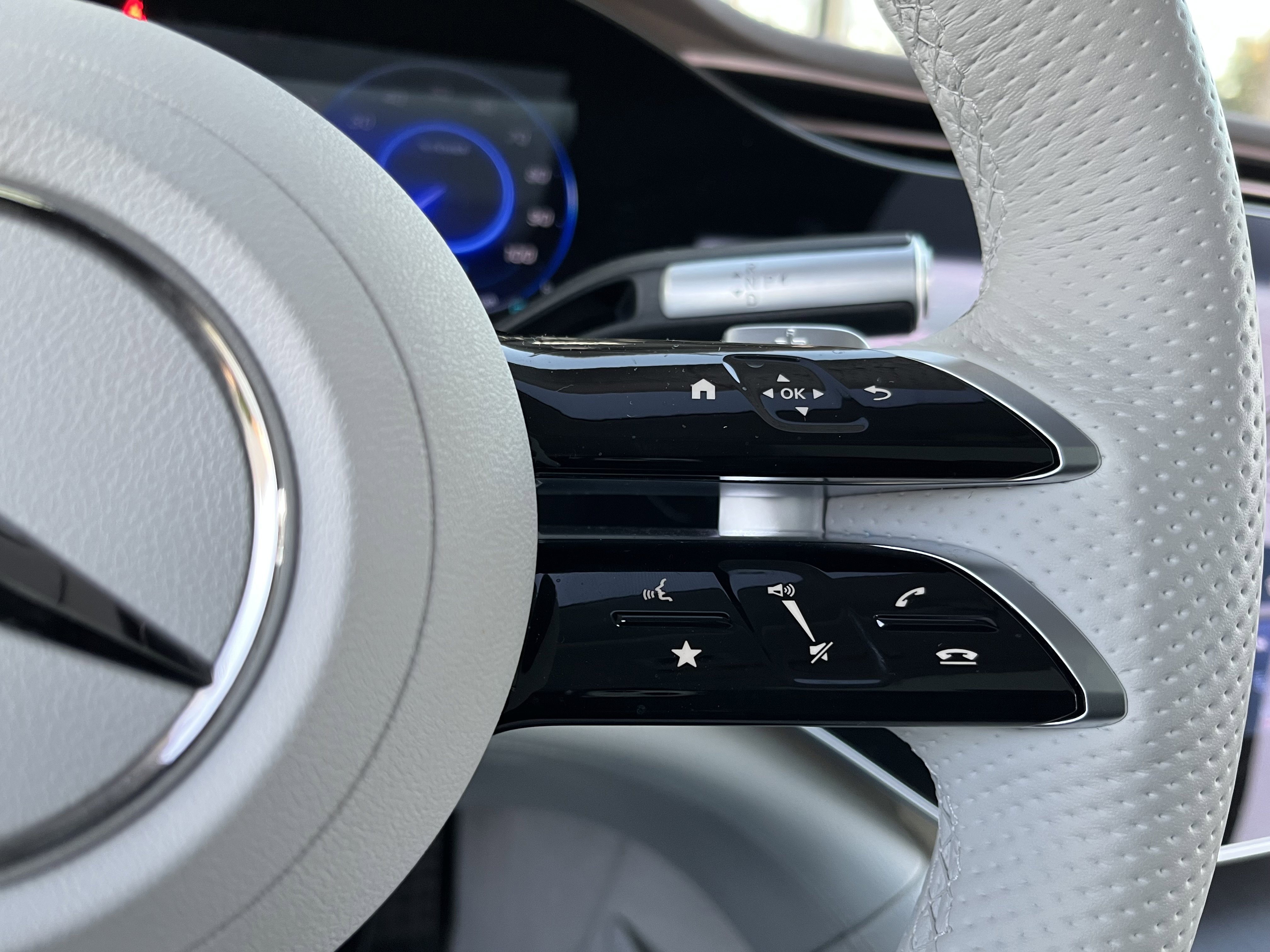 New 2025 Mercedes-Benz EQS 450+ 4MATIC Sedan image 24