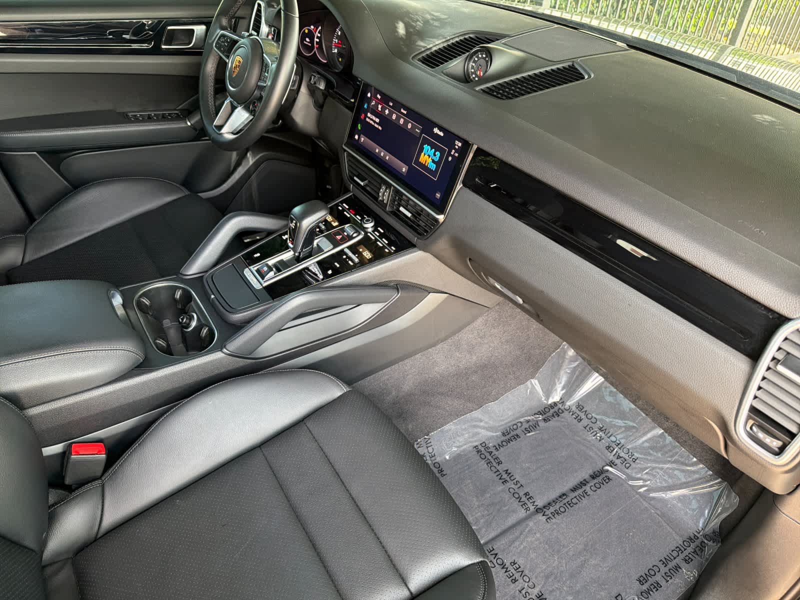 Certified 2023 Porsche Cayenne AWD/4WD image 17