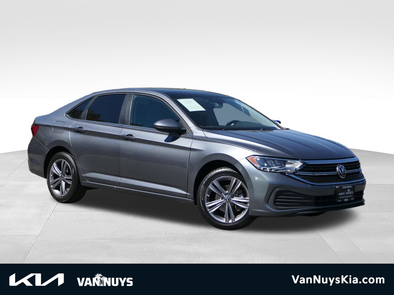 Used 2023 Volkswagen Jetta SE