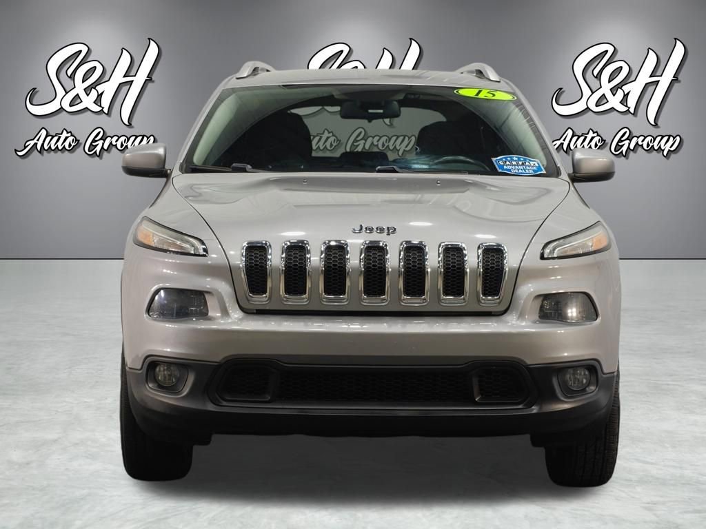 Used 2015 Jeep Cherokee Latitude w/ Cold Weather Group image 11