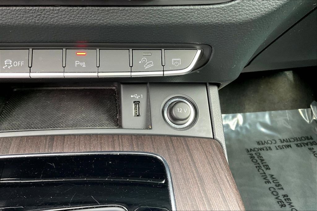Used 2022 Audi Q5 2.0T Premium image 16