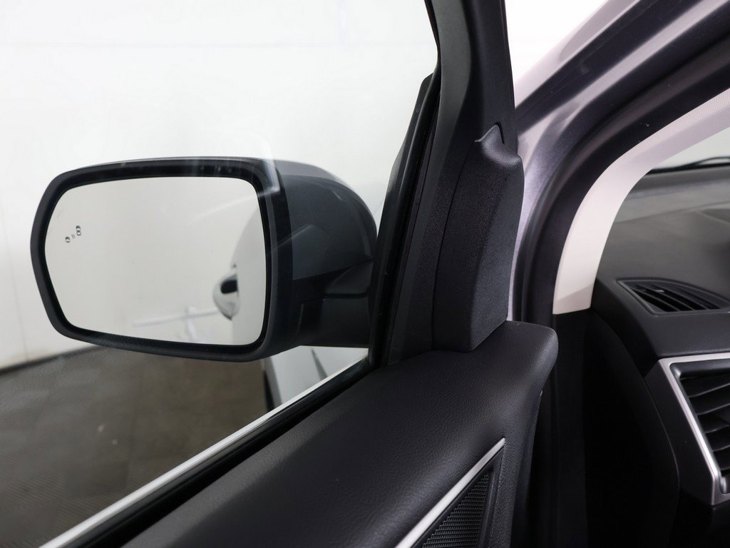 Used 2024 Ford Edge SEL image 32