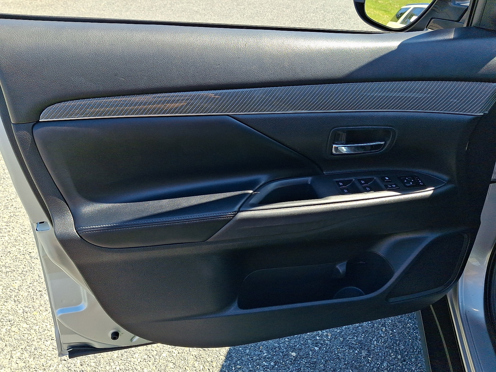 Used 2020 Mitsubishi Outlander ES AWD/4WD image 13