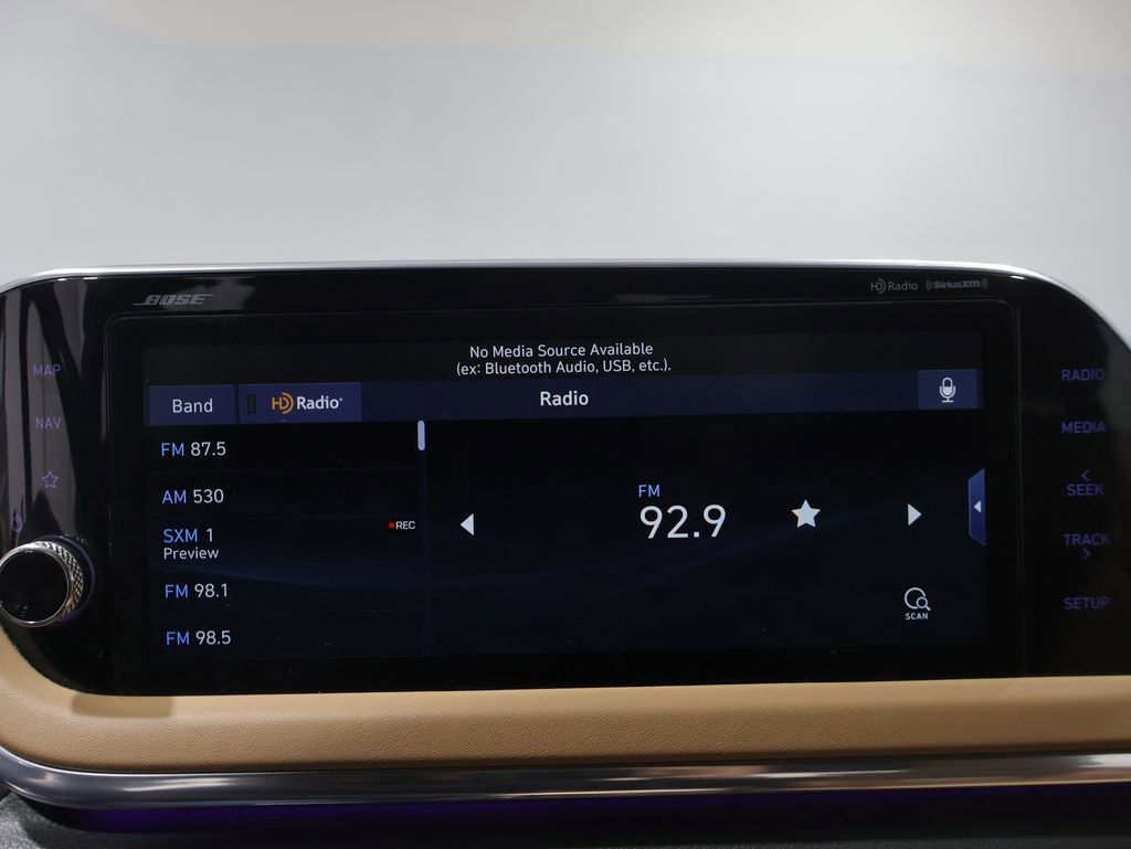 Used 2020 Hyundai Sonata Limited FWD image 25