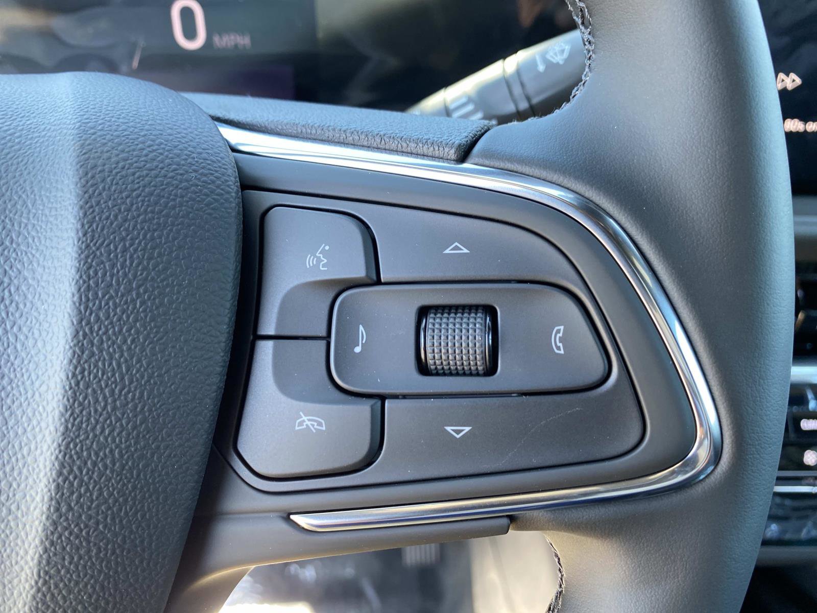 New 2026 Buick Envista Avenir FWD image 13